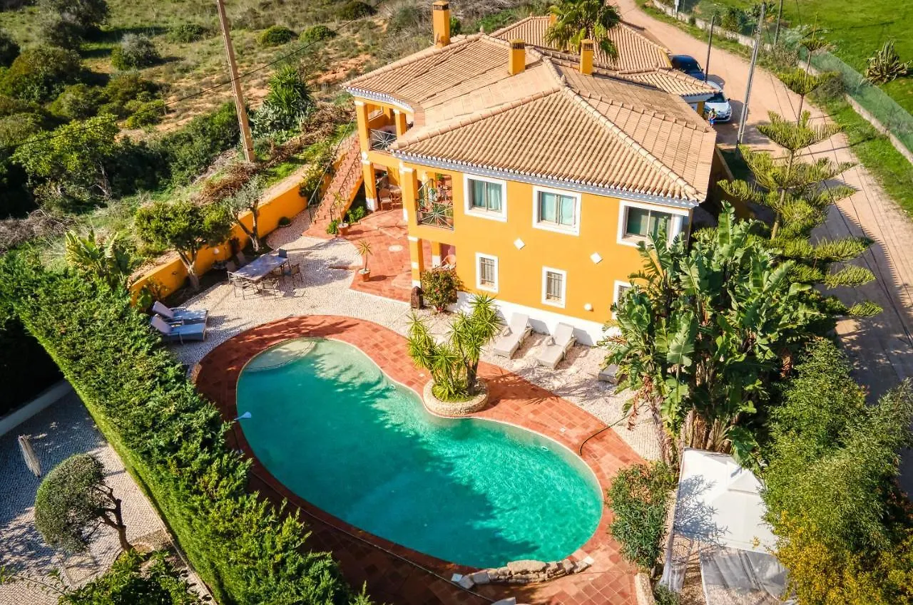 Moonshine Guest House With Private Studios And Private Cottage Lagos