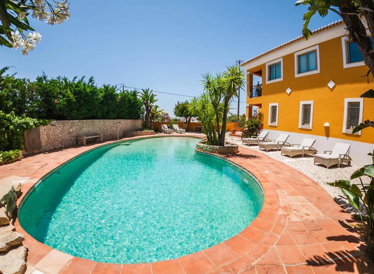 Moonshine Guest House With Private Studios And Private Cottage Lagos