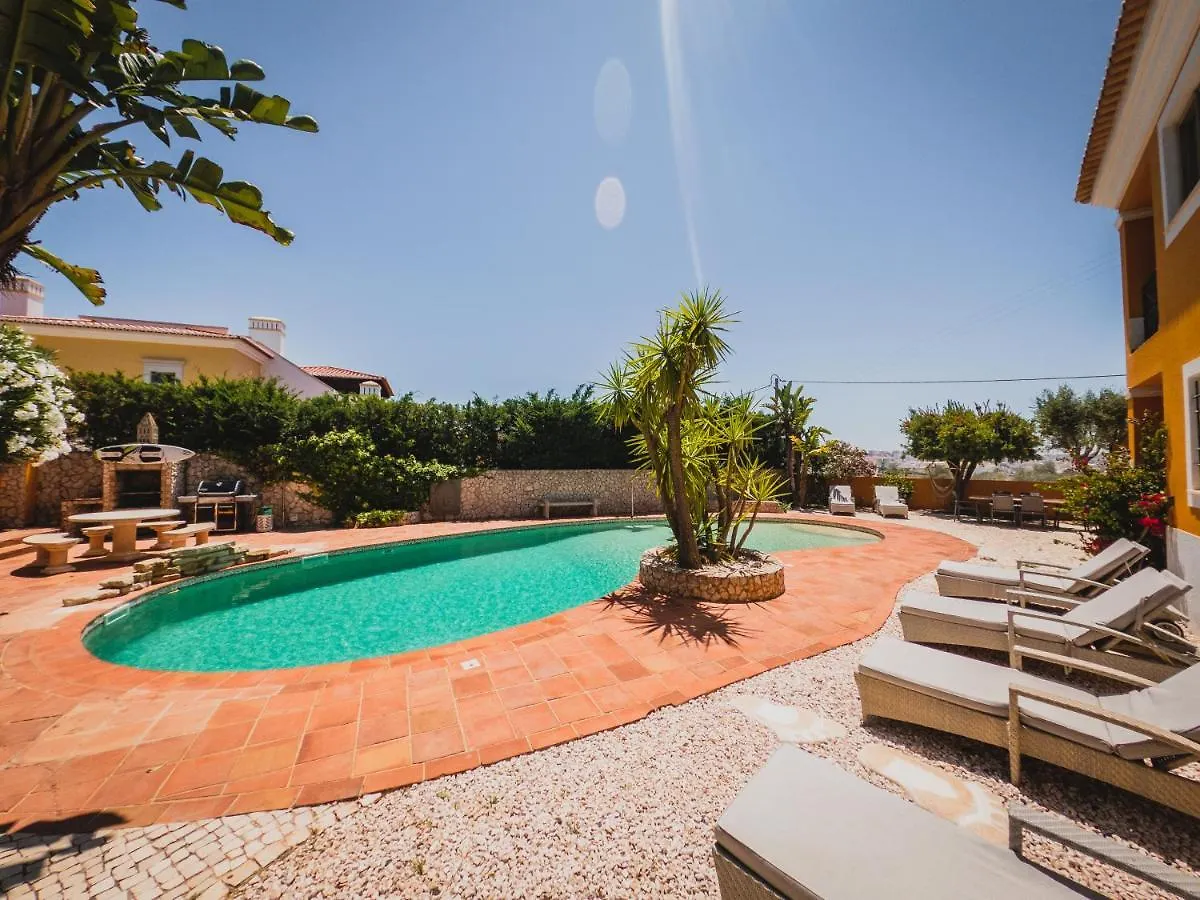 Moonshine Guest House With Private Studios And Private Cottage Lagos